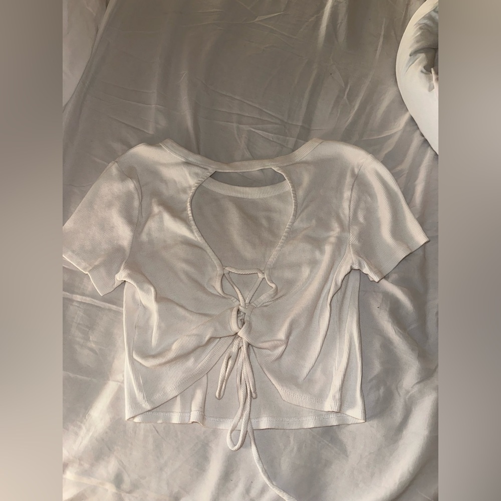 Cropped shirt - Picture 2 of 2